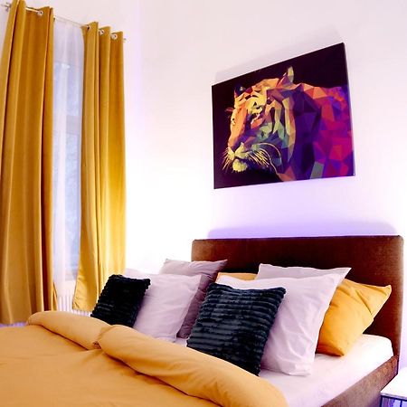 Dolce Vita Supremier Apartment Budapest Ngoại thất bức ảnh