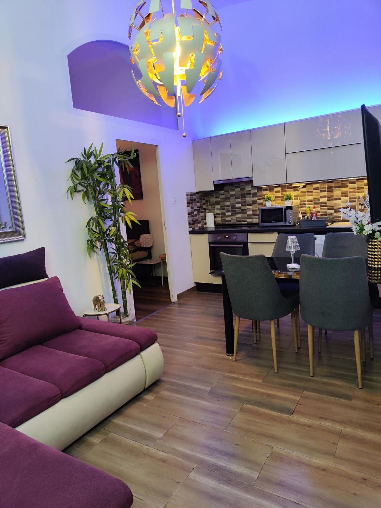 Dolce Vita Supremier Apartment Budapest Ngoại thất bức ảnh